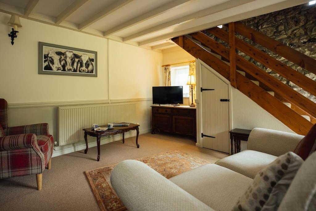 Dairy Cottage At Scolton Cottages - Indoor Pool 哈佛威斯特 外观 照片